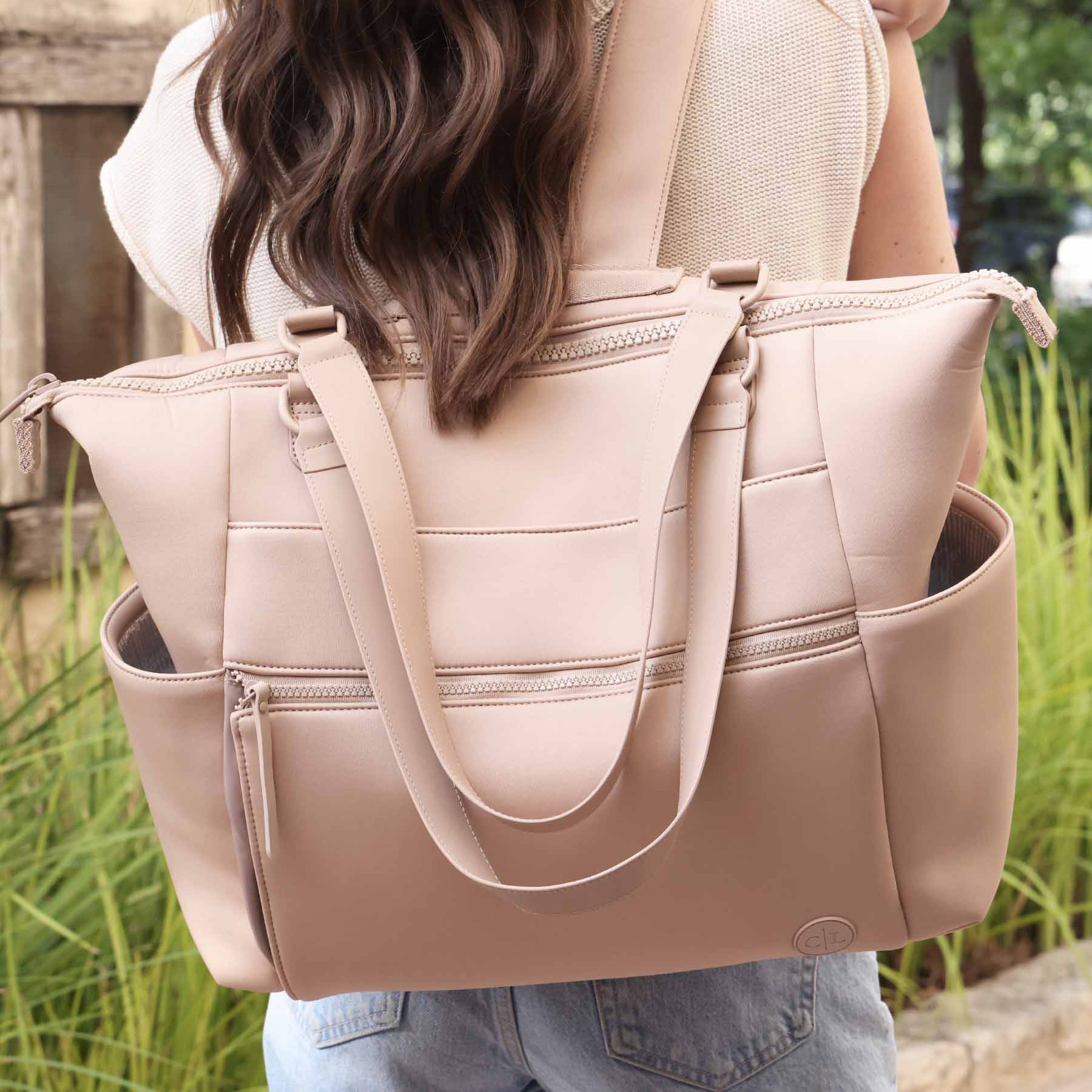 1042-lane-convertible-diaper-bag-tote-fawn-1.jpg