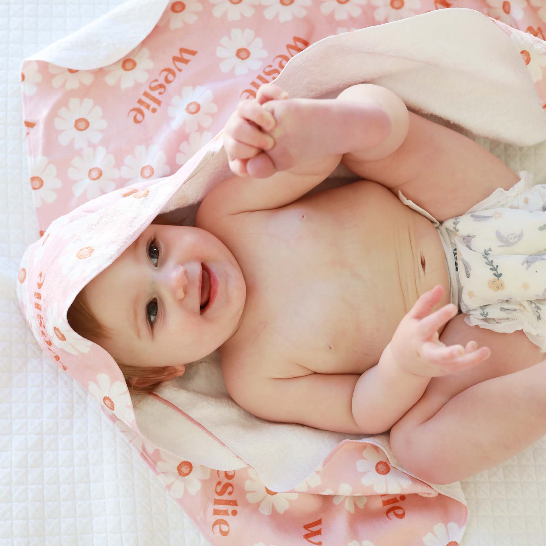 12735-personalized-hooded-towel-peach-dream-1.jpg