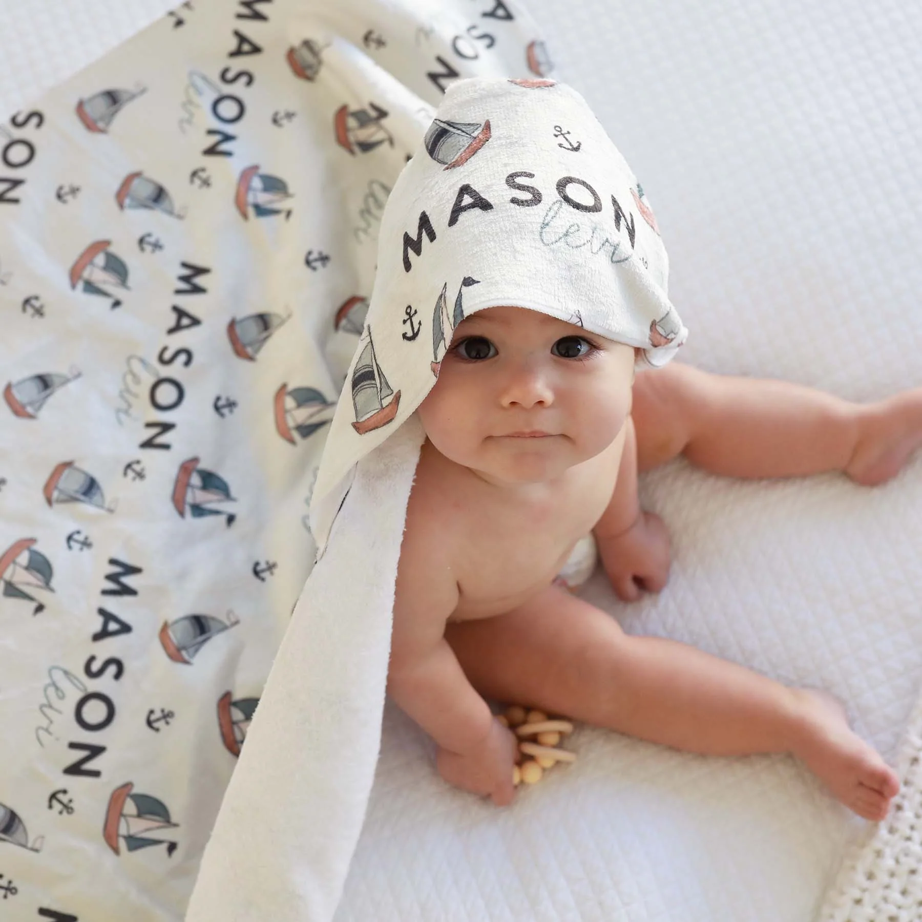 12747-personalized-hooded-towel-set-sail-1.webp