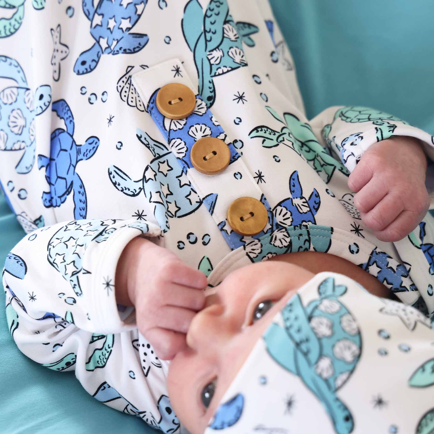 13737-sea-turtle-splash-newborn-baby-knot-gown-hat-set-1.jpg
