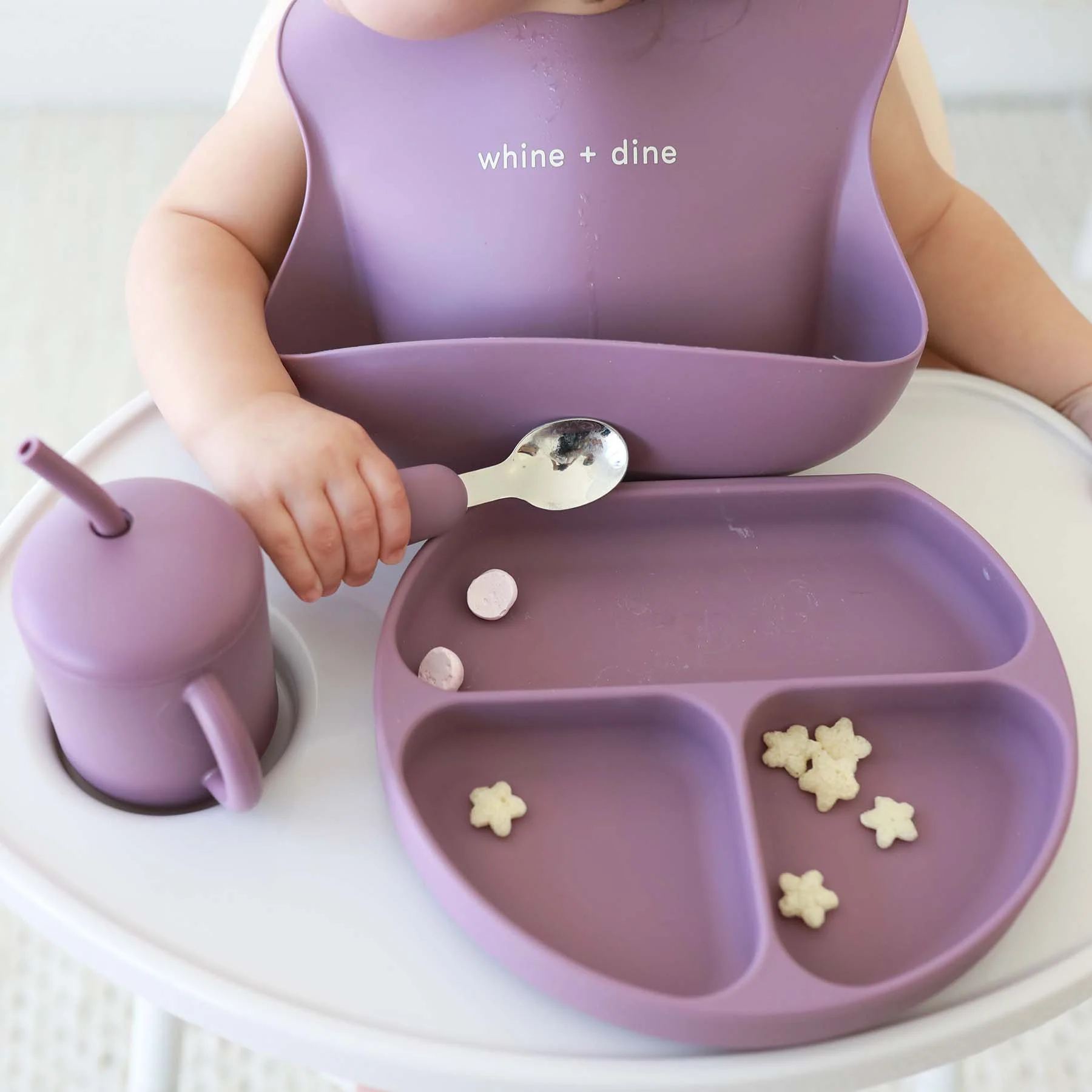 13852-silicone-sayings-baby-bibs-1.webp