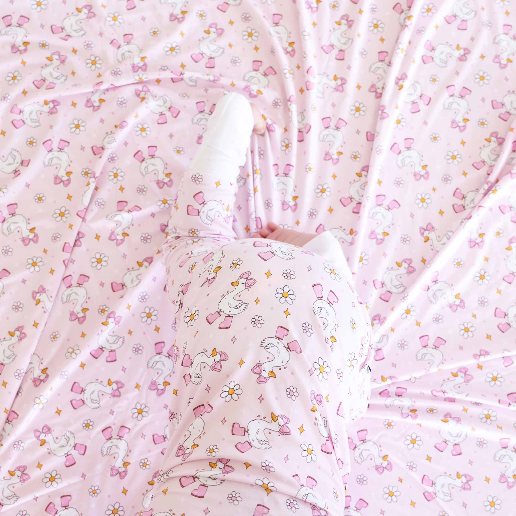 13912-silly-goose-double-sided-bamboo-blanket-pink-1.jpg