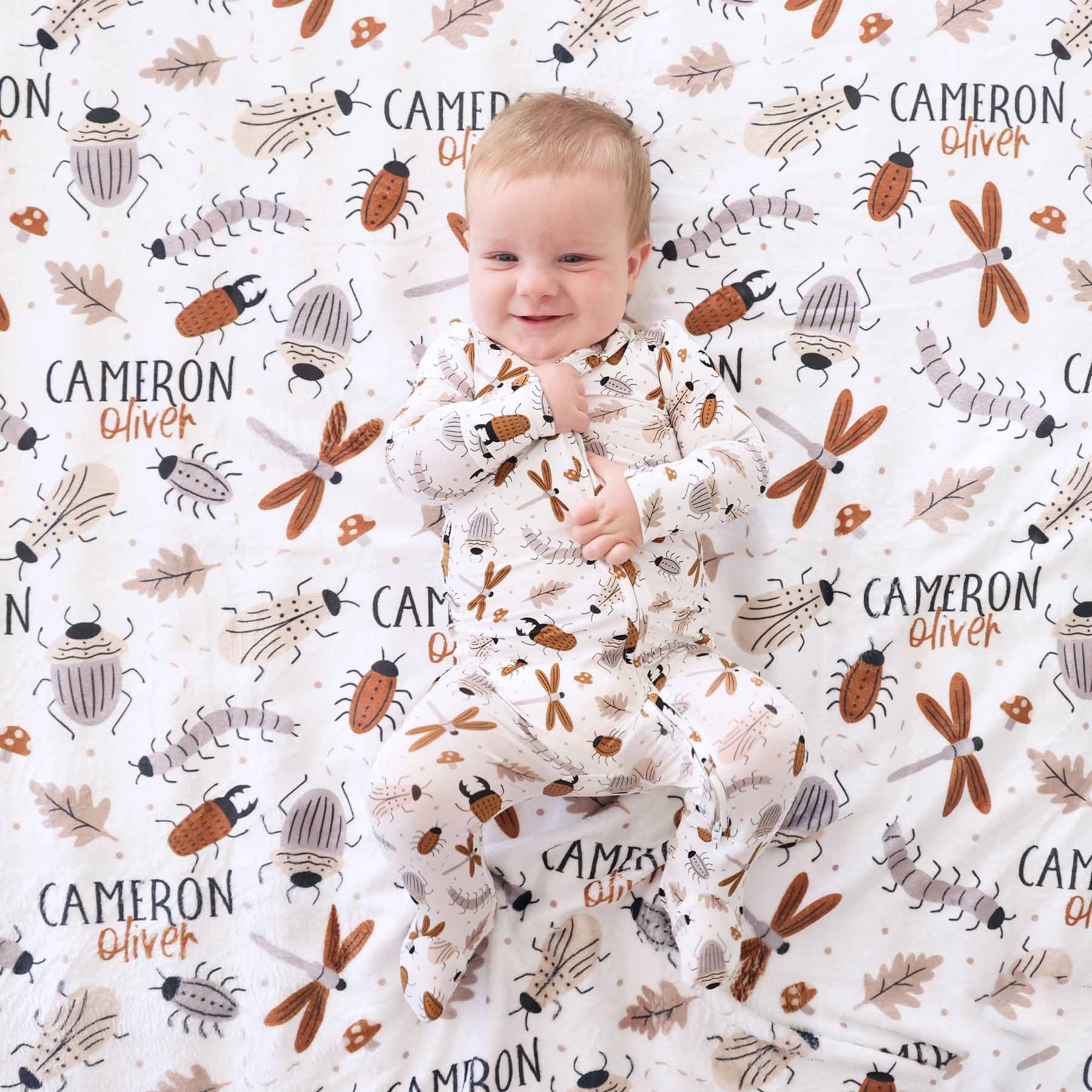 14035-snuggle-bug-zipper-footie-1.jpg