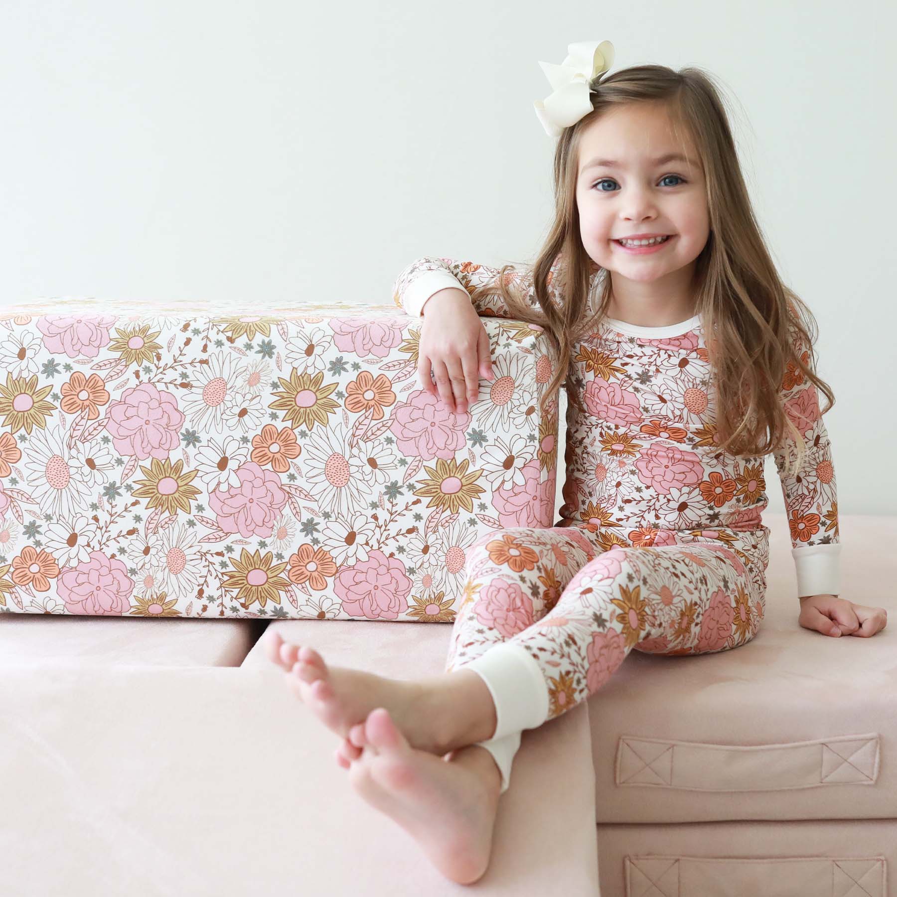The Figgy Play Couch (6 PC) X Caden Lane
