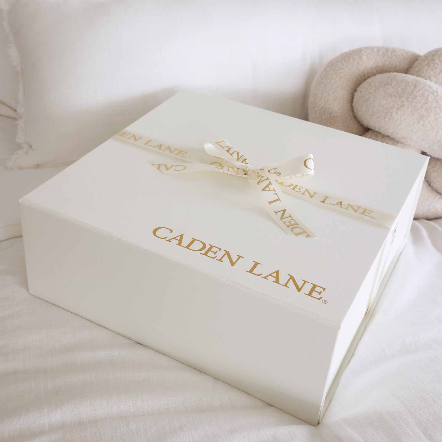 14520-the-ultimate-baby-gift-set-girl-1.jpg