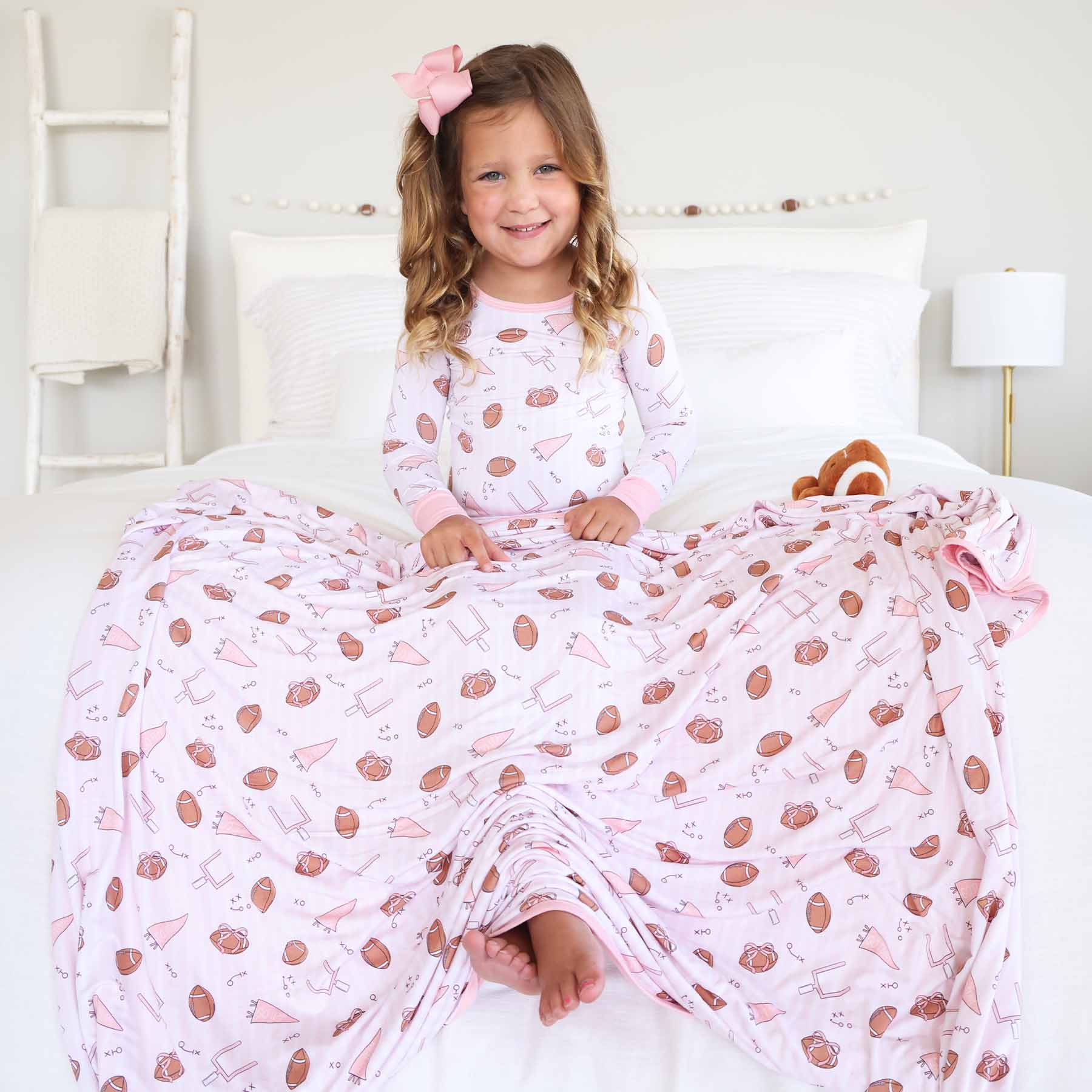 14580-tiny-touchdowns-double-sided-bamboo-blanket-pink-1.jpg