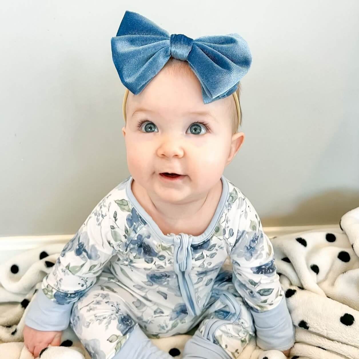 15053-velvet-bow-headbands-1.jpg
