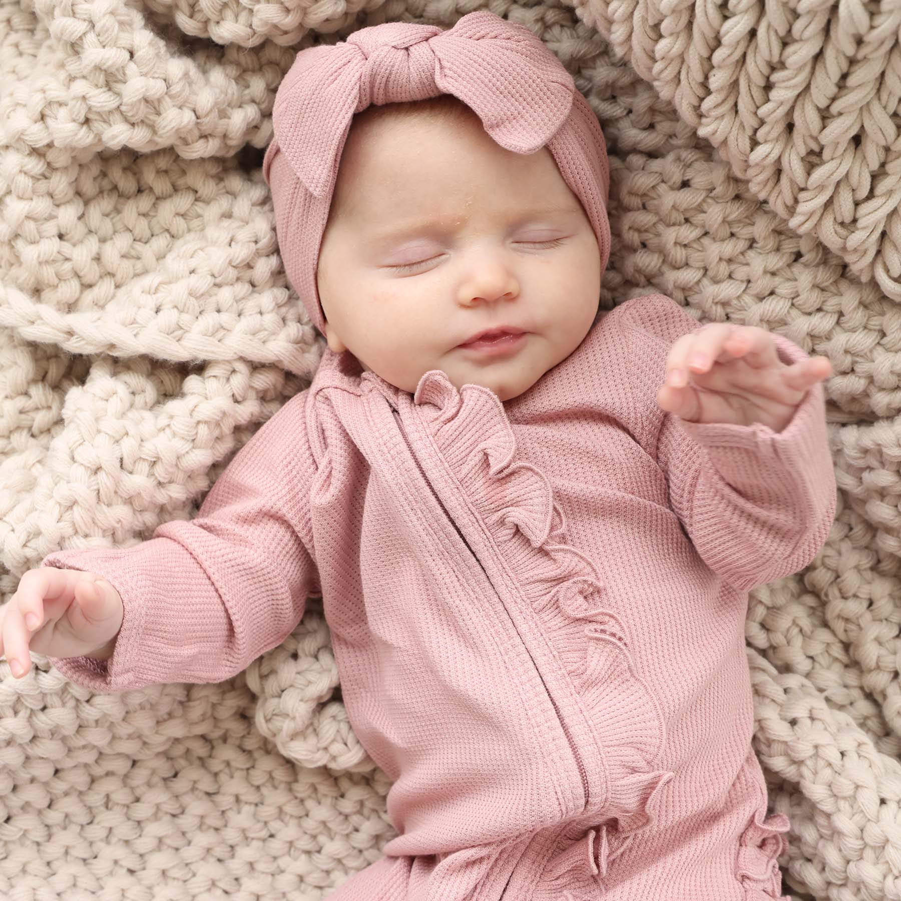 15064-vintage-rose-bamboo-waffle-zipper-ruffle-footie-1.jpg