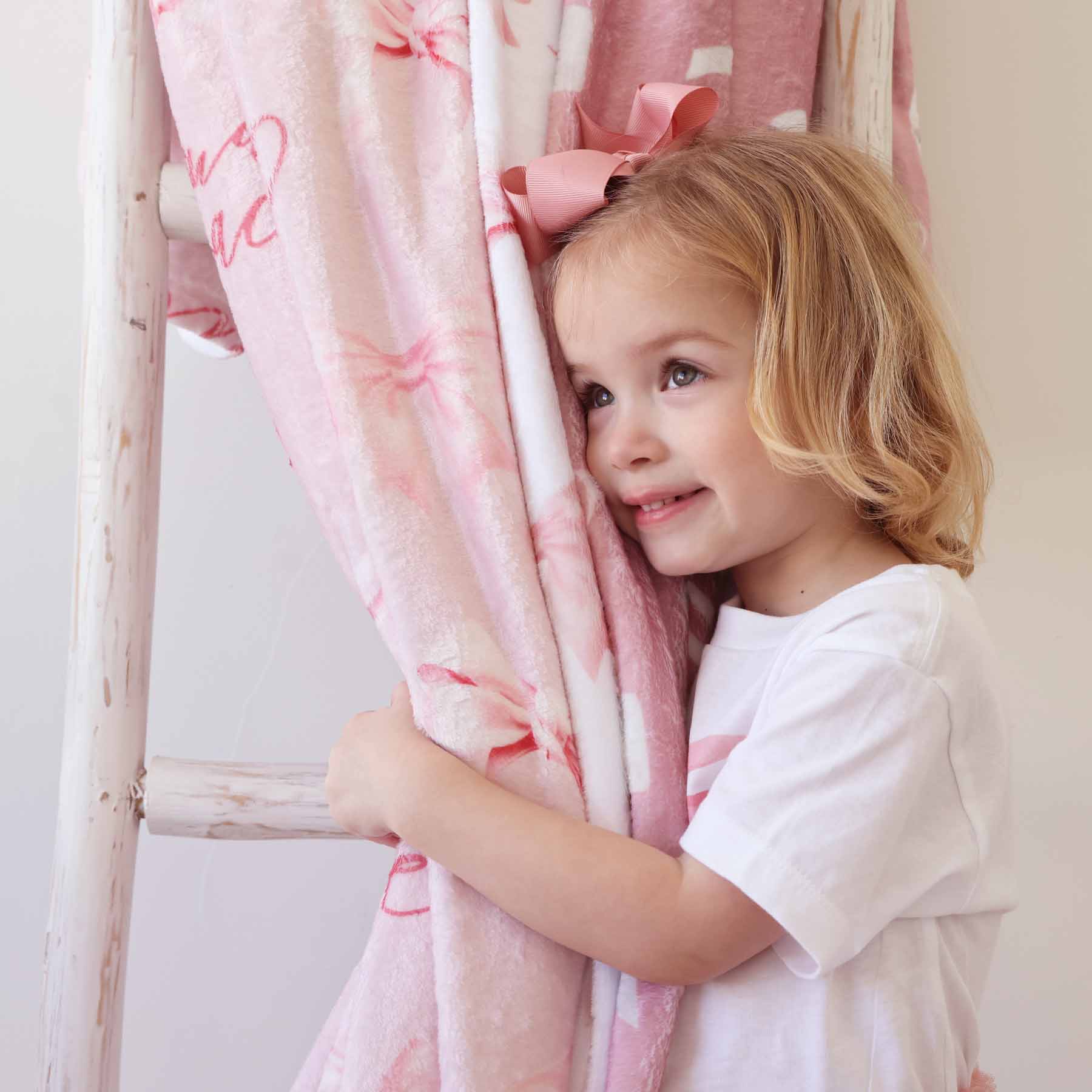 3684-bow-personalized-kids-blanket-1.jpg