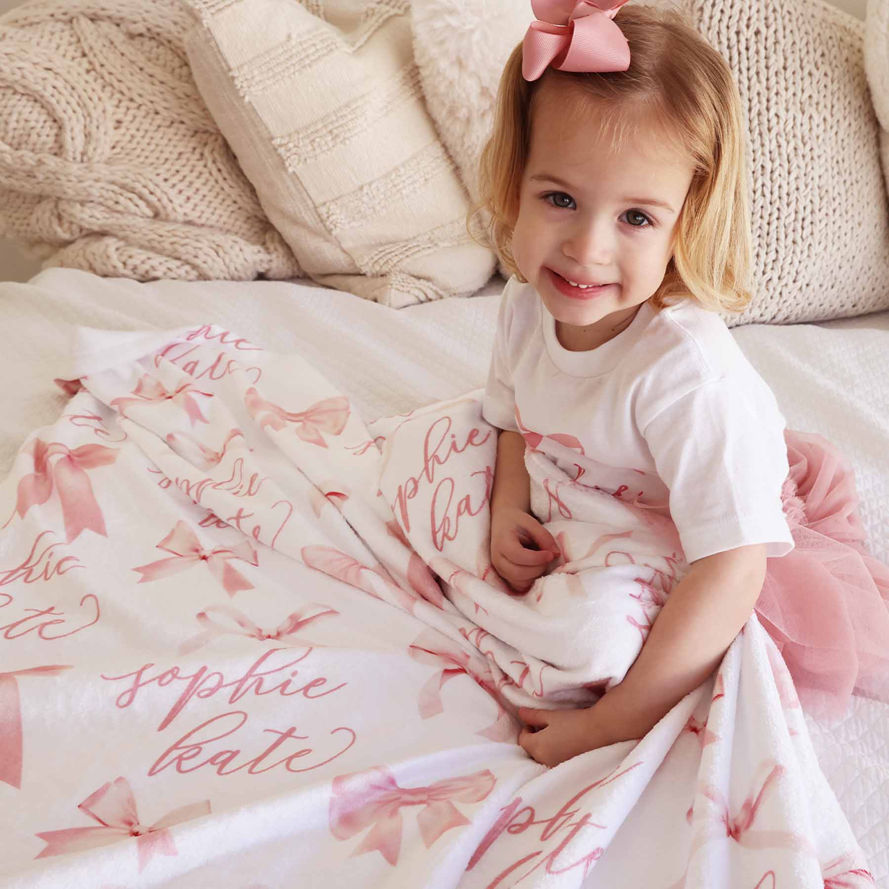 3684-bow-personalized-kids-blanket-1.jpg