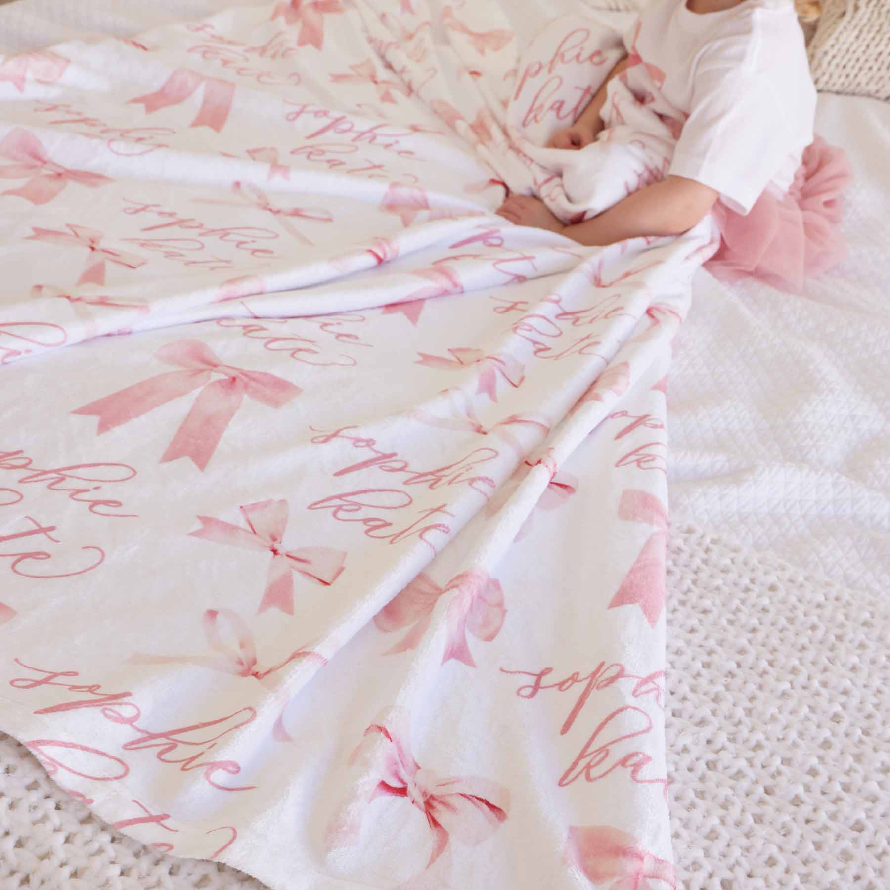 3684-bow-personalized-kids-blanket-1.jpg