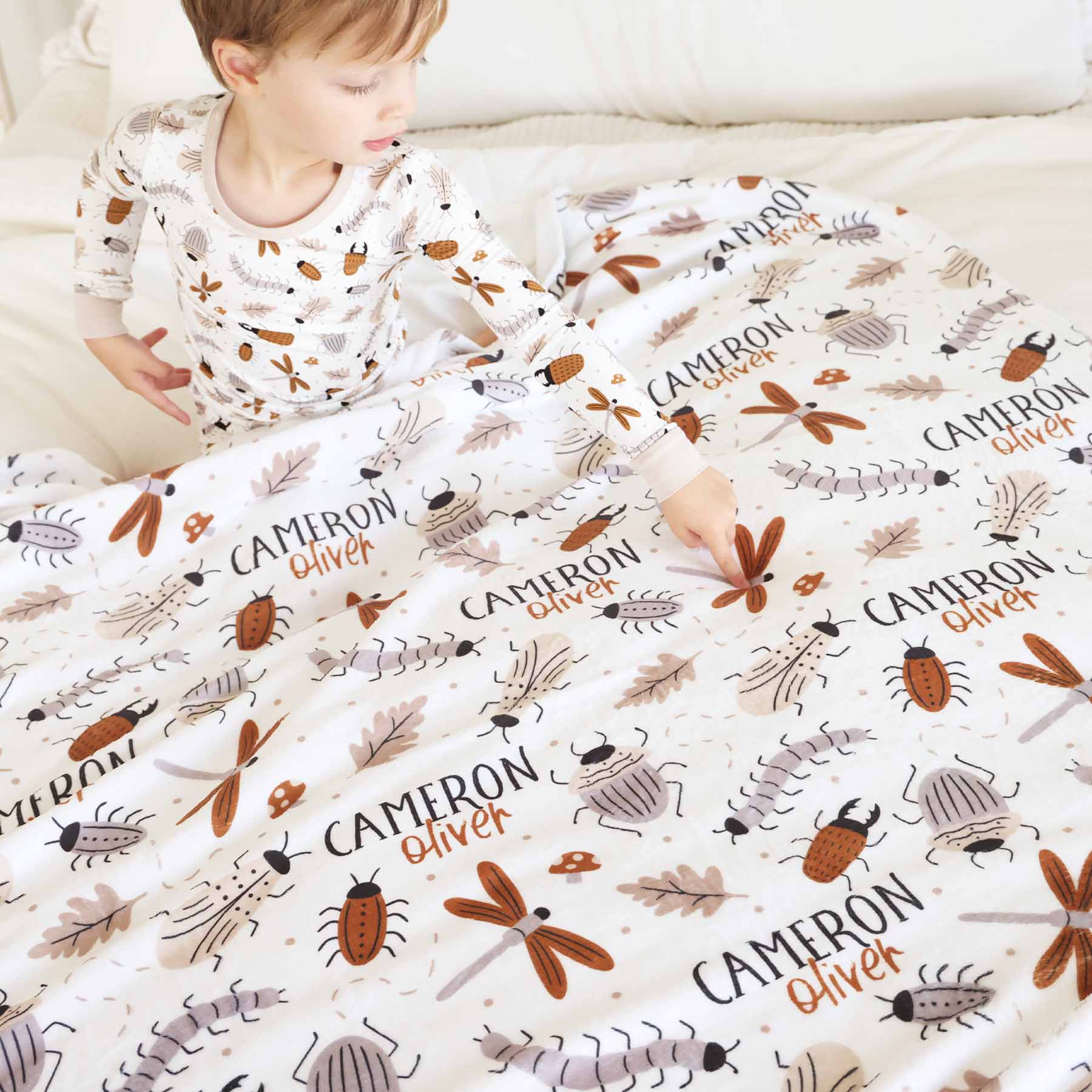 4296-snuggle-bug-personalized-kids-blanket-1.jpg
