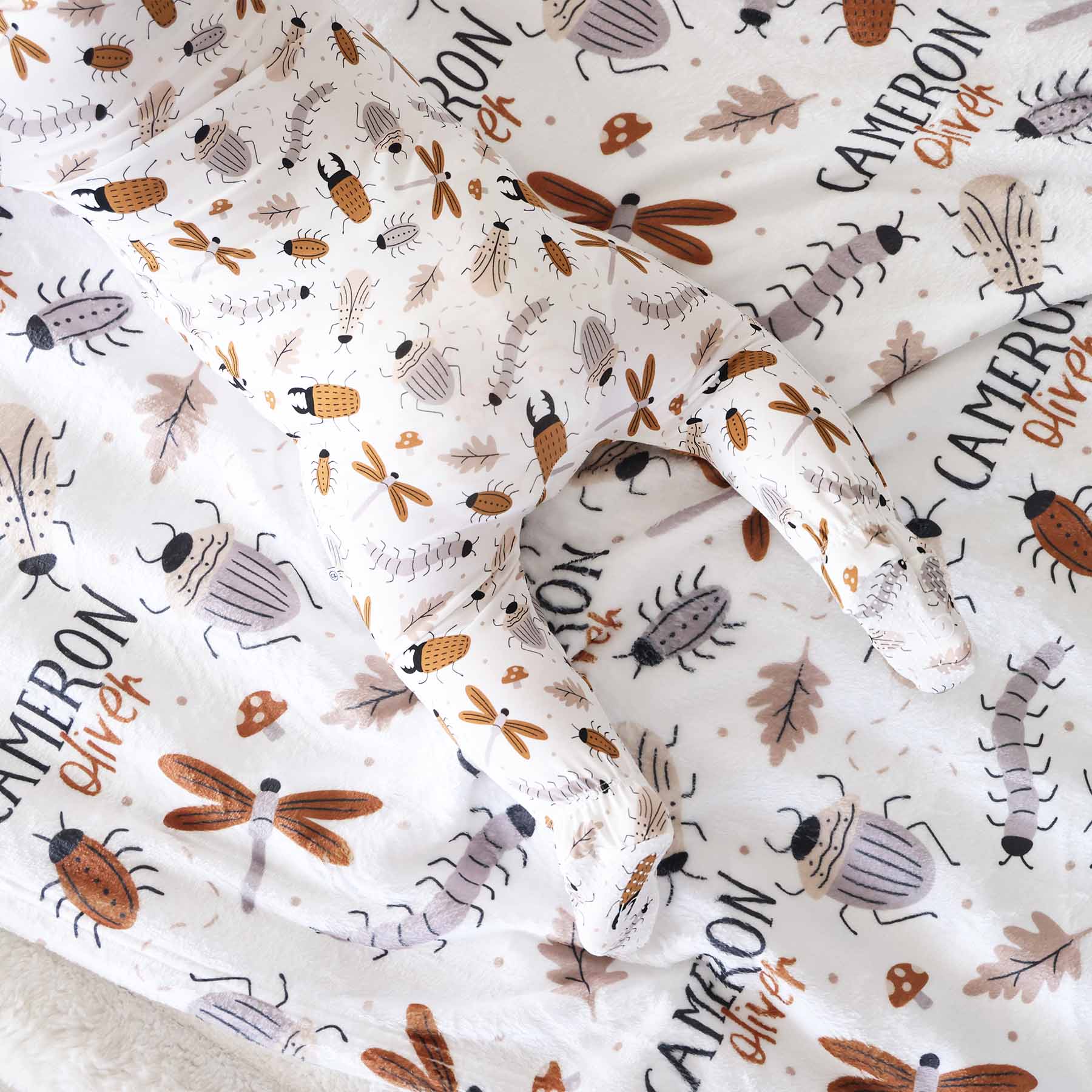 4296-snuggle-bug-personalized-kids-blanket-1.jpg