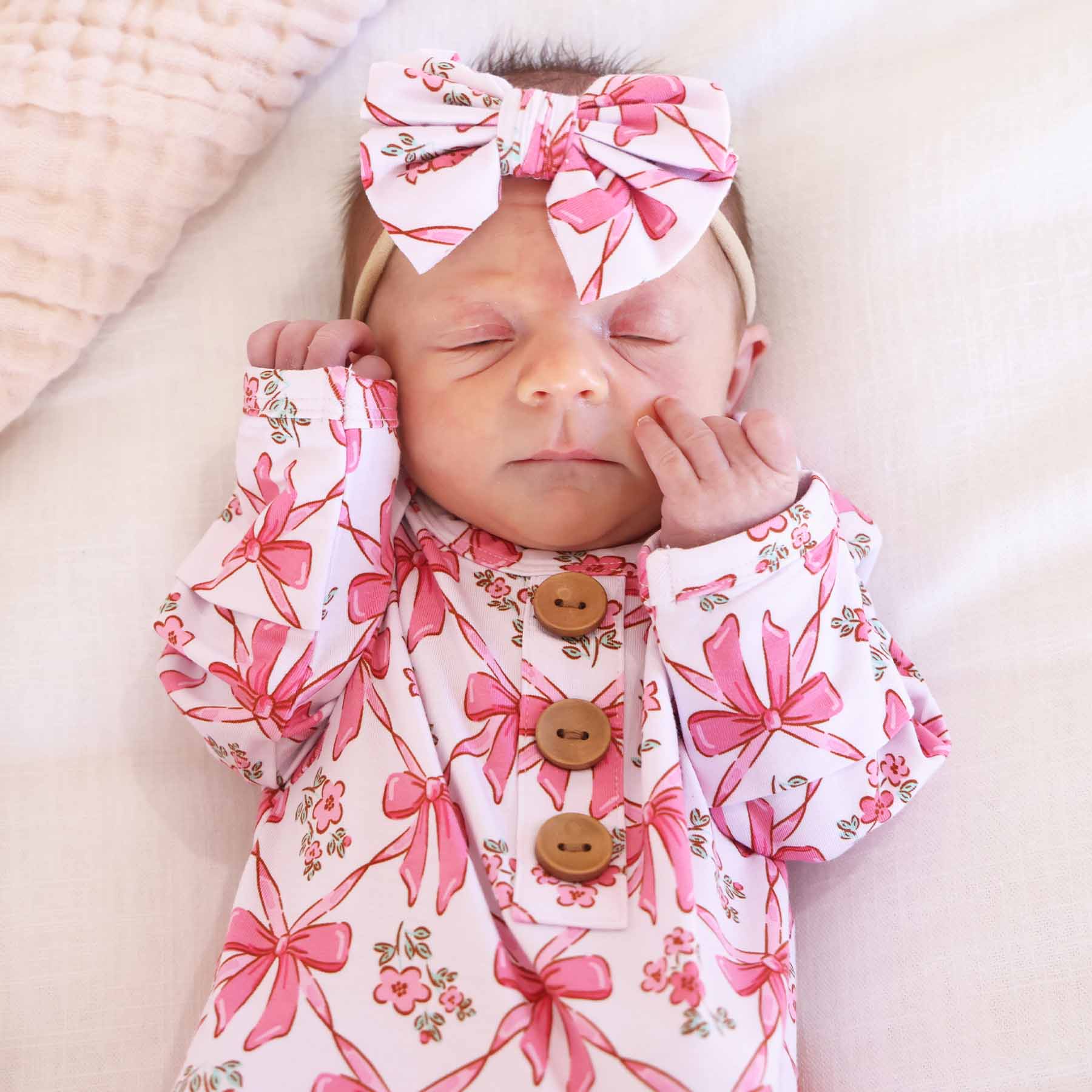 5052-bow-besties-newborn-baby-knot-gown-hat-set-1.jpg