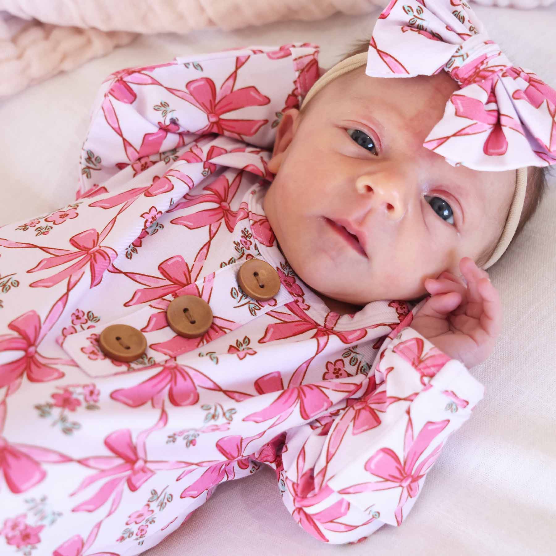 5052-bow-besties-newborn-baby-knot-gown-hat-set-1.jpg