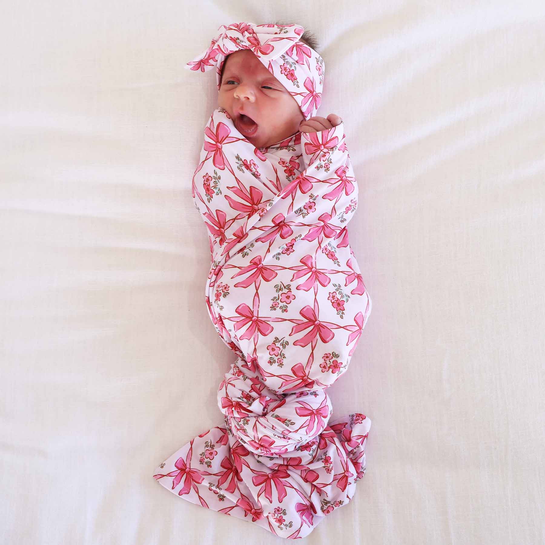 5053-bow-besties-oversized-swaddle-blanket-1.jpg
