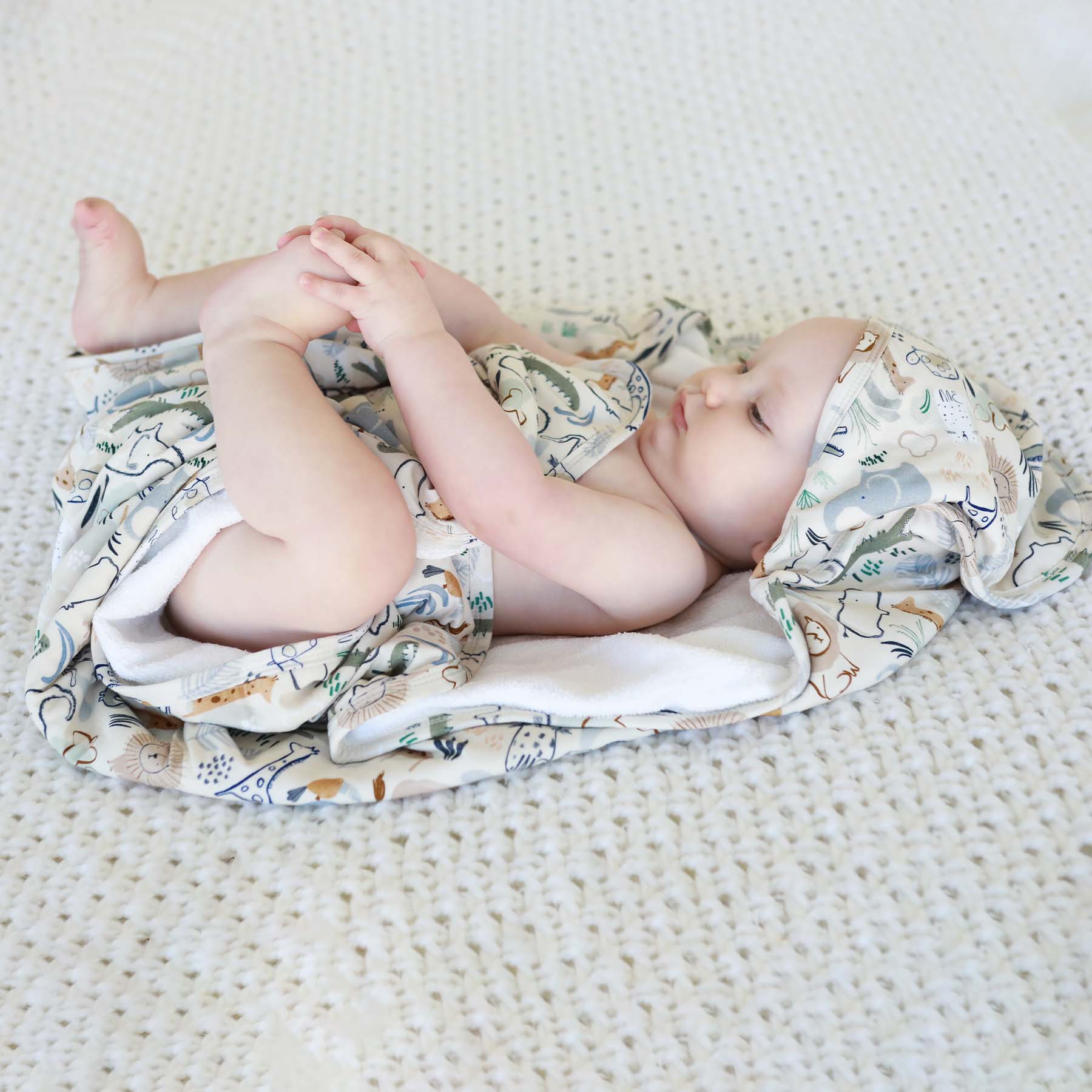 7004-bamboo-hooded-towel-into-the-wild-1.jpg