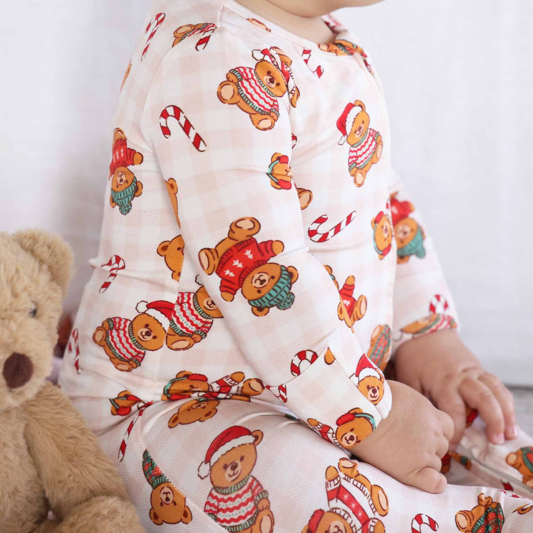 8005-christmas-bamboo-zipper-footies-1.jpg