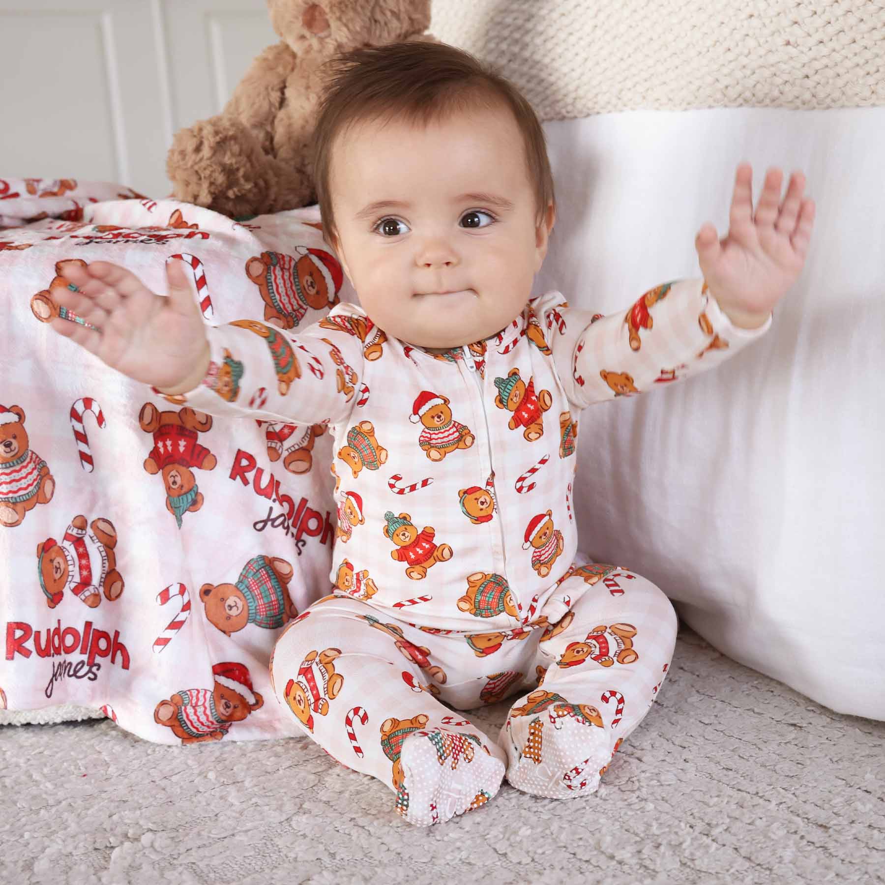 8005-christmas-bamboo-zipper-footies-1.jpg