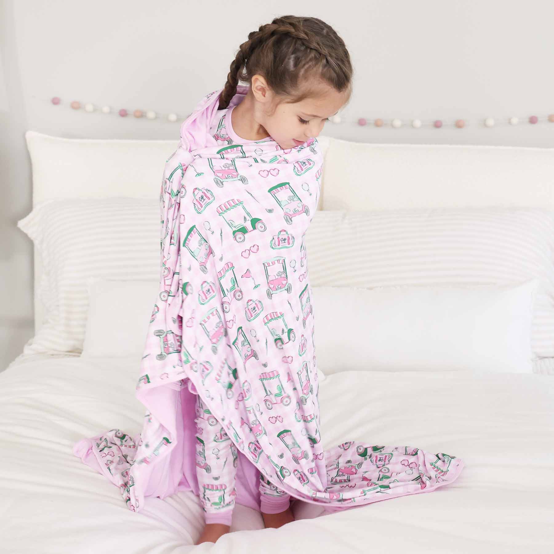 7300-birdie-babes-double-sided-bamboo-blanket-pink-1.jpg