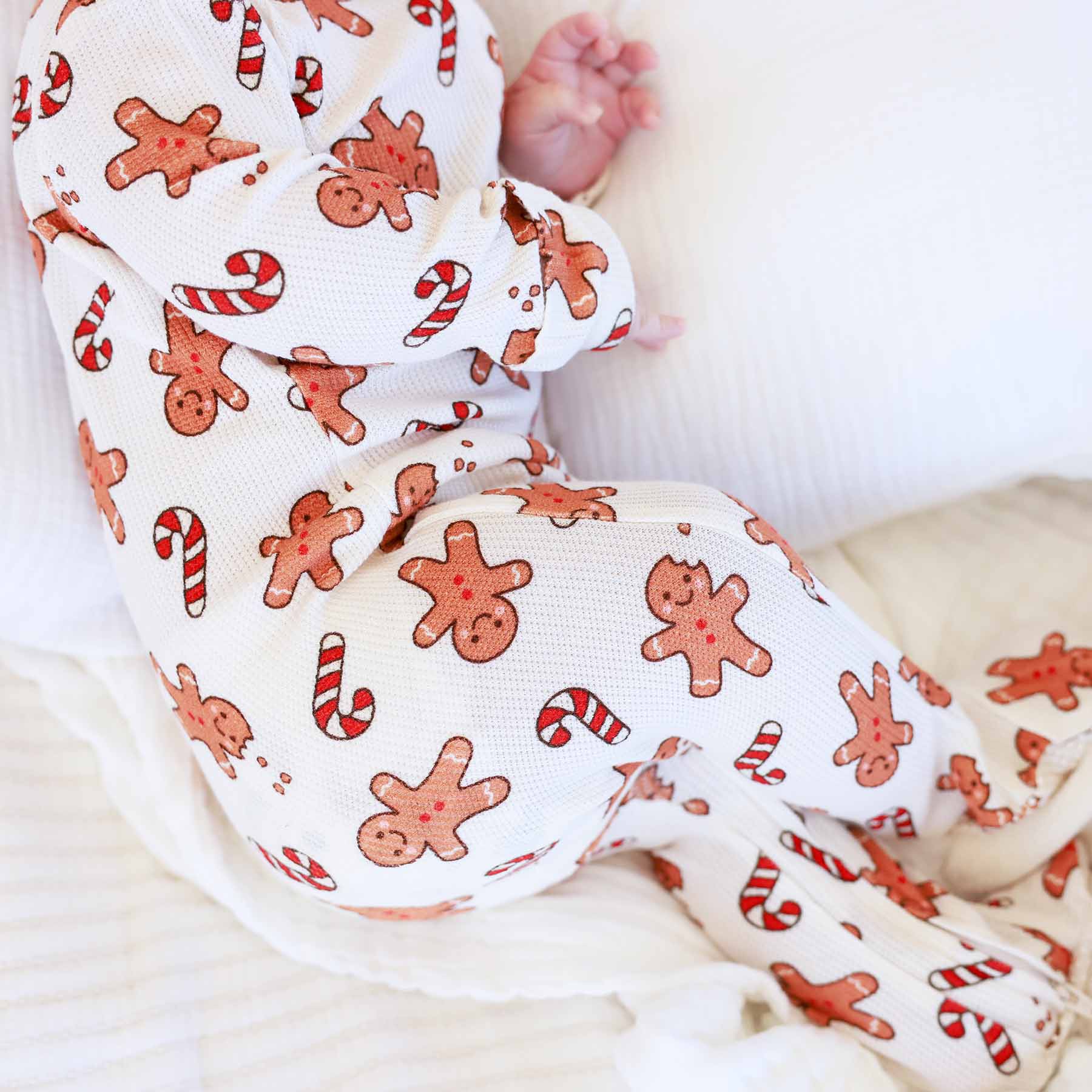 7988-christmas-bamboo-waffle-zipper-footies-1.jpg
