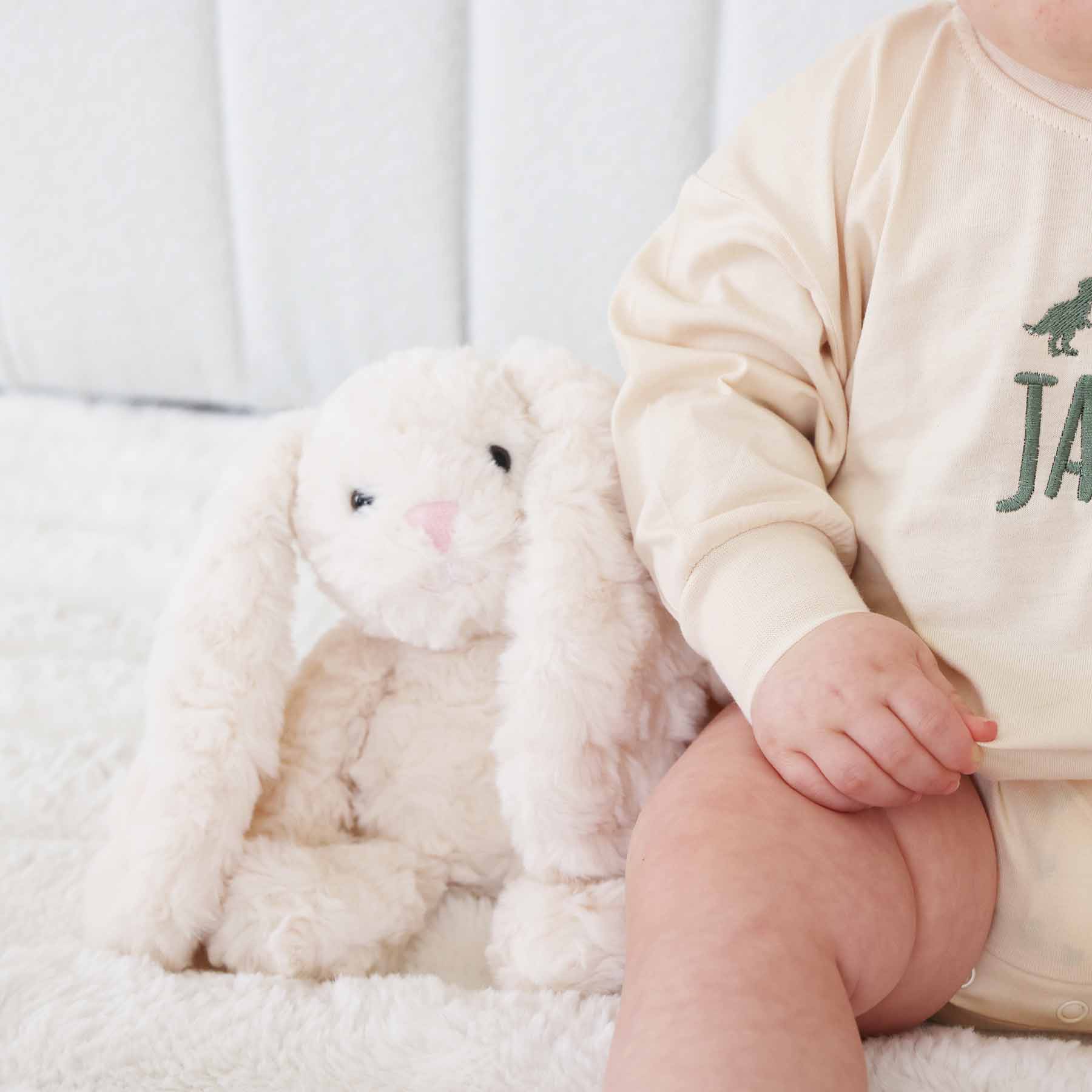 8517-cuddle-plush-friends-bentley-bunny-1.jpg