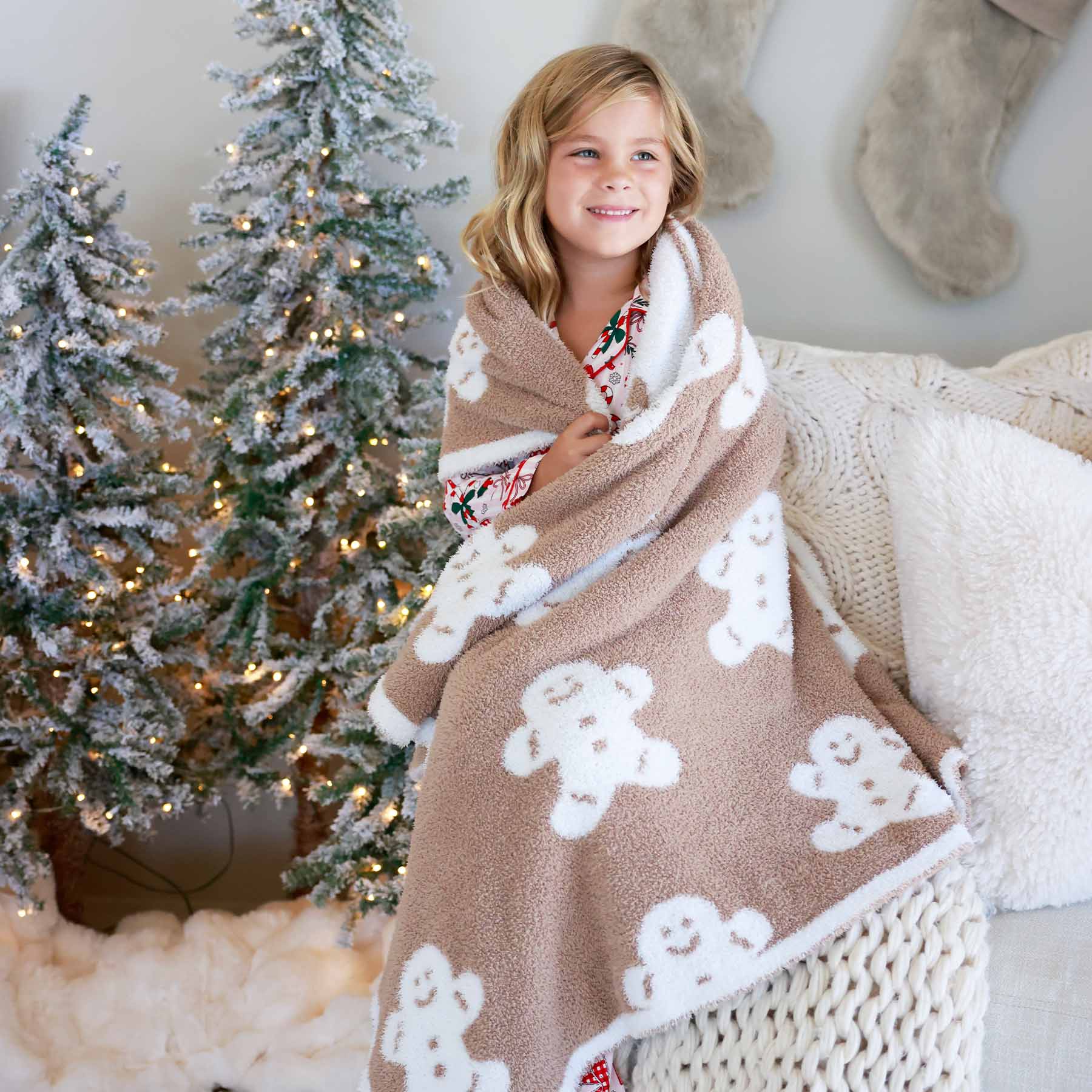 CuddleLaneâ¢ Luxe Blankets | Gingerbread*