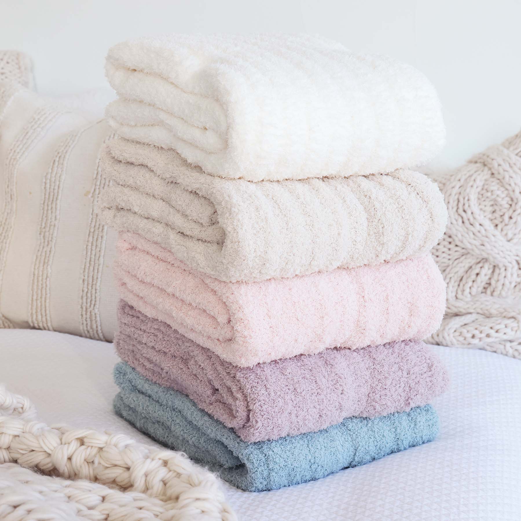 CuddleLaneâ¢ Luxe Blankets | Solids