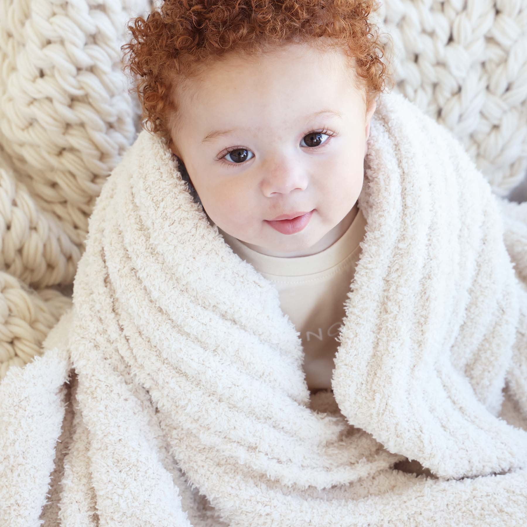 8584-cuddlelane-luxe-blankets-solids-1.jpg