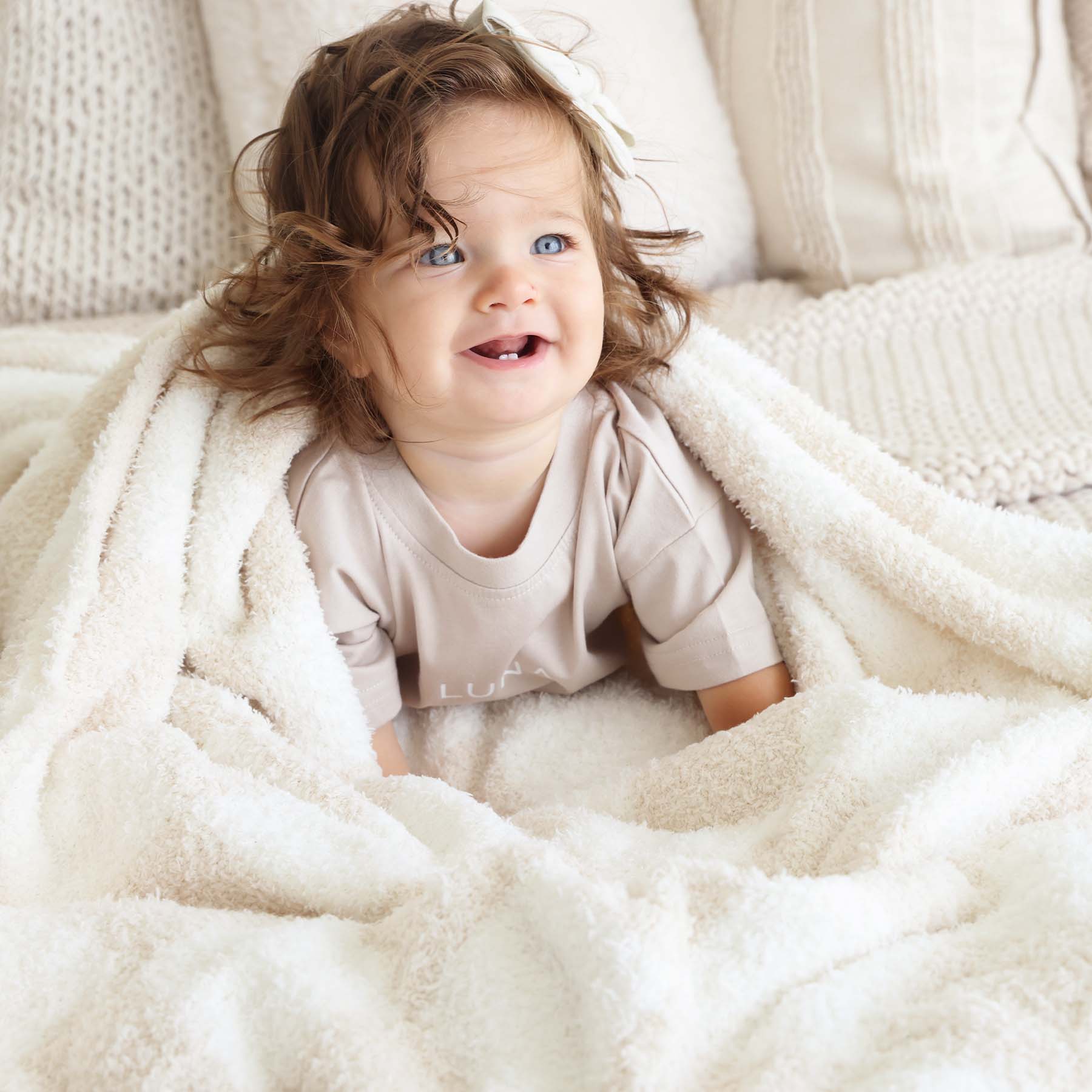 8604-cuddlelane-luxe-blankets-toffee-check-1.jpg