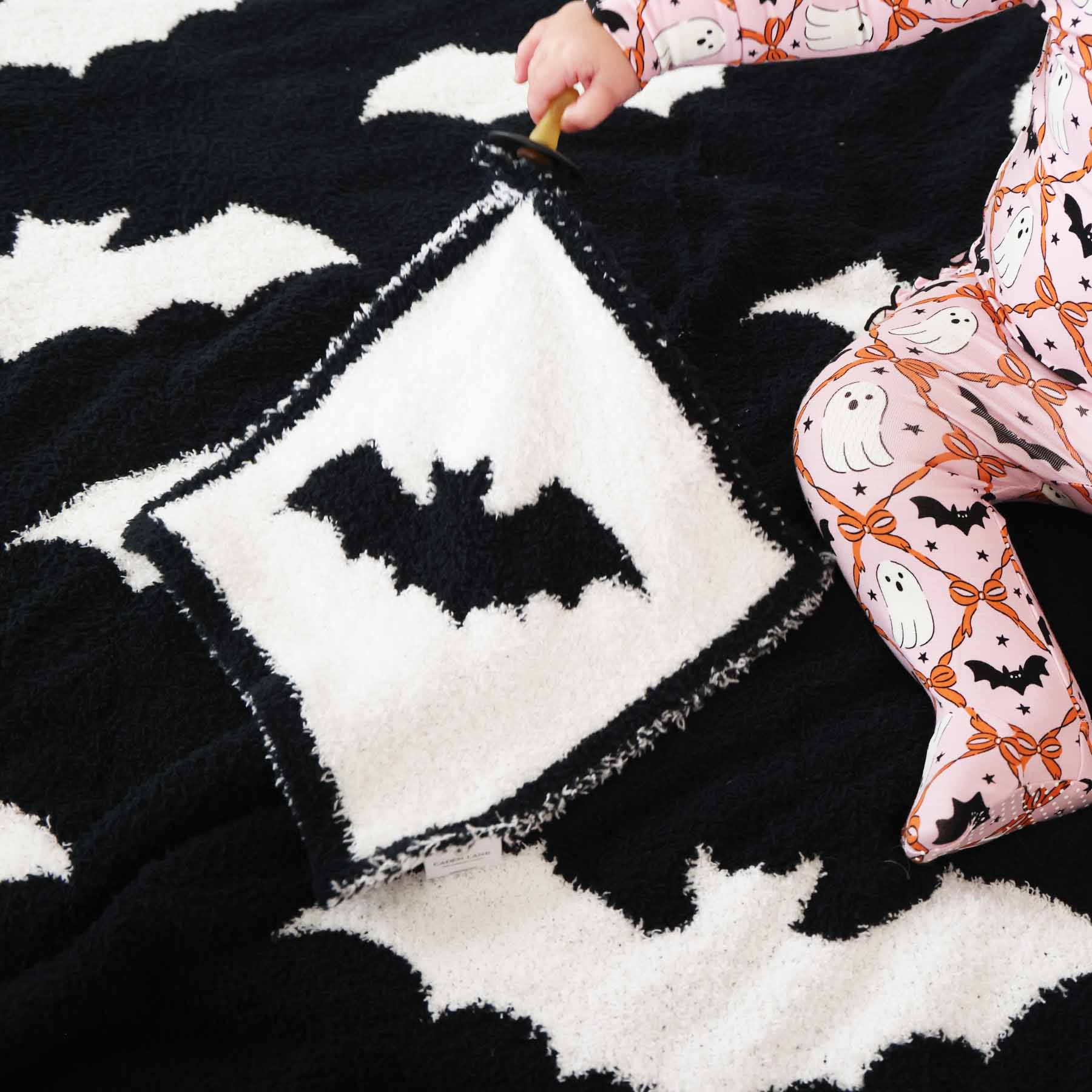 CuddleLaneâ¢ Luxe Lovey | Bats