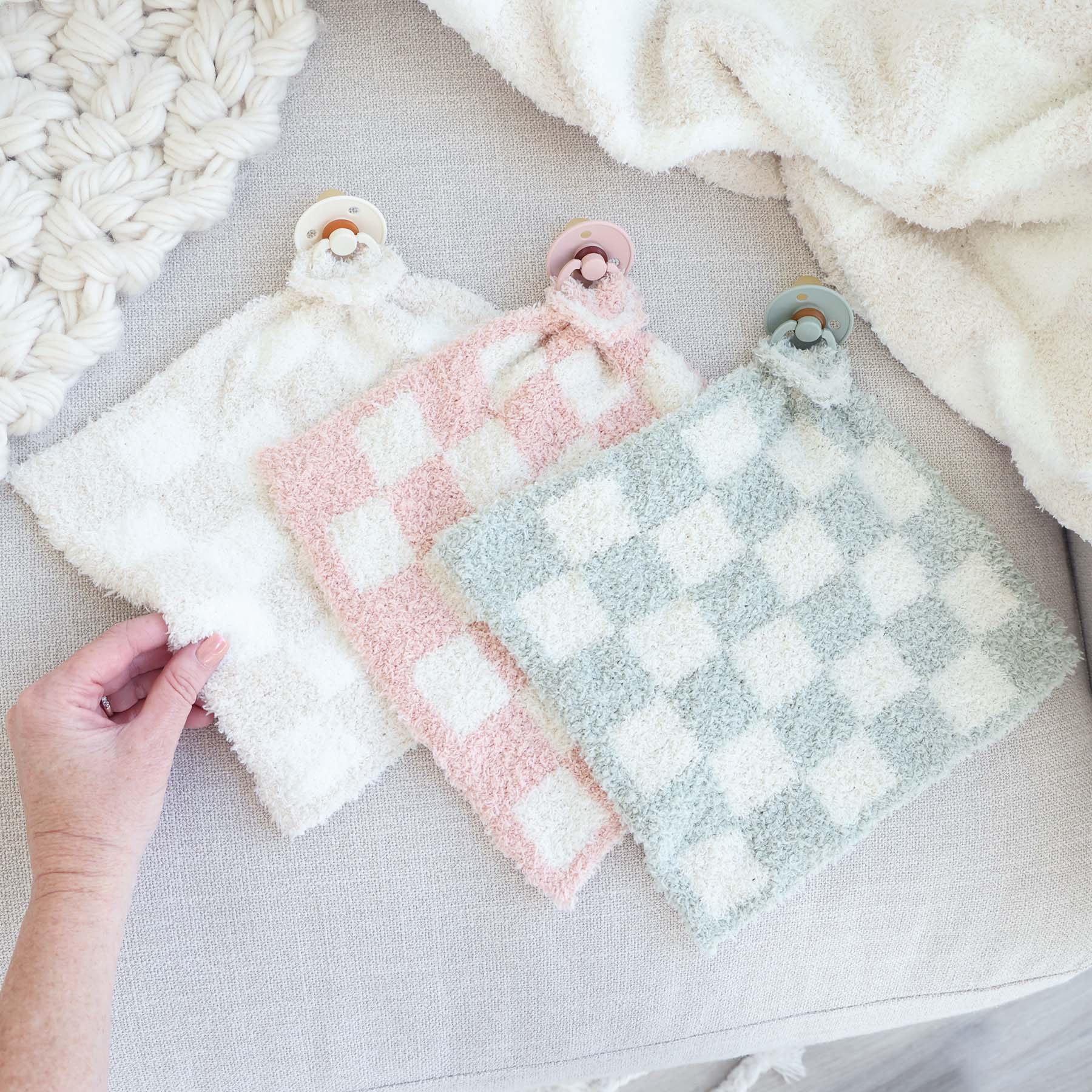 CuddleLaneâ¢ Luxe Lovey | Check