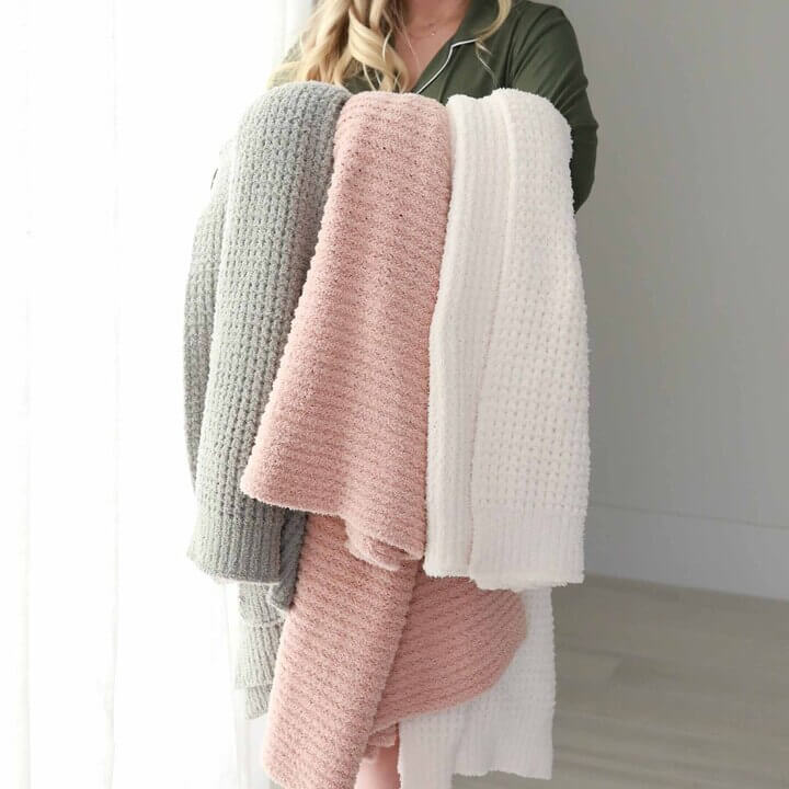 CuddleLaneâ¢ Luxe Waffle Blankets | Solids