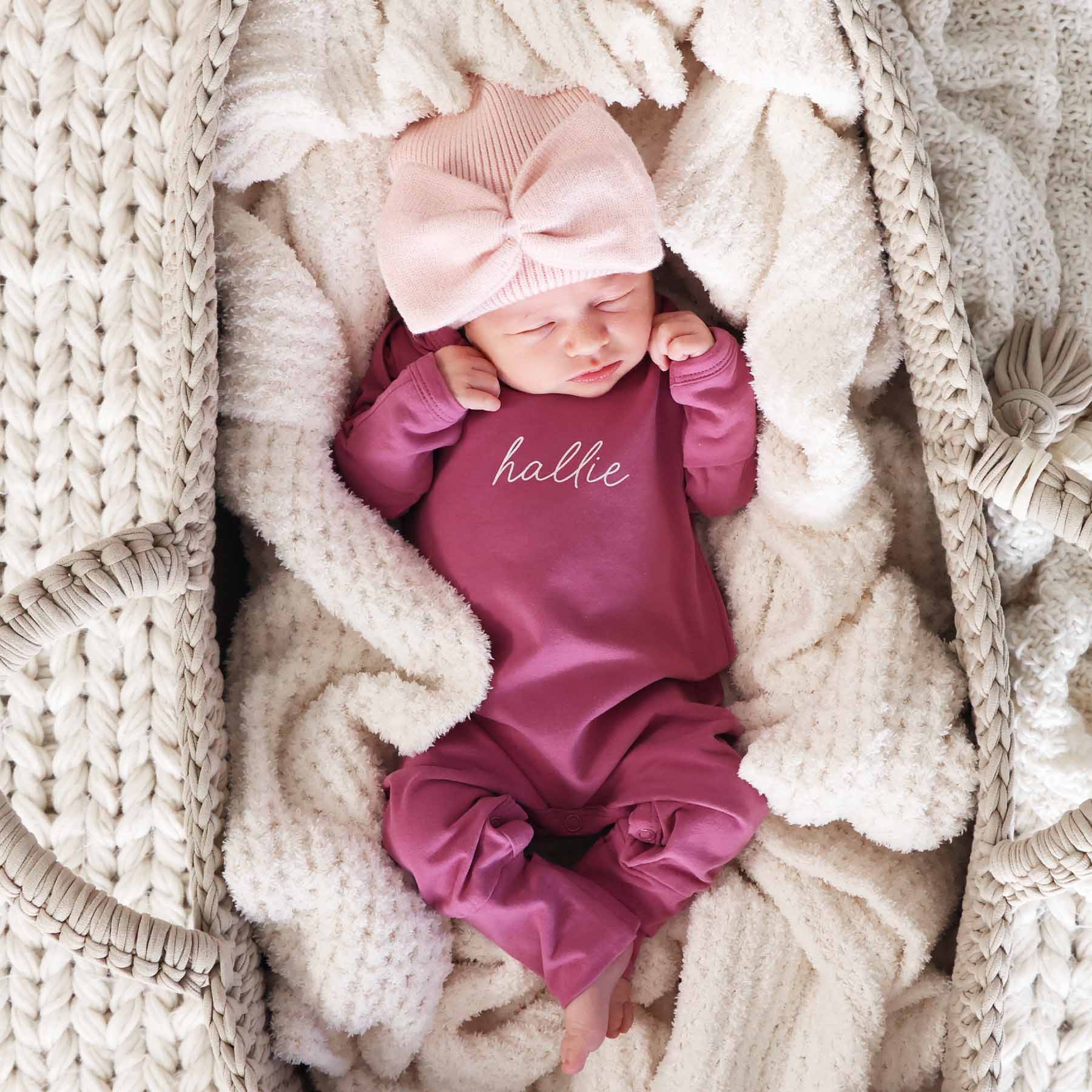 8638-cuddlelane-luxe-waffle-blankets-solids-1.jpg