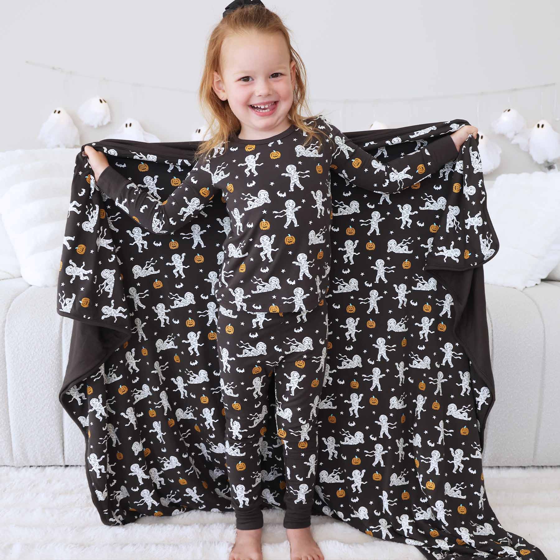 9841-halloween-two-piece-pajama-sets-1.jpg