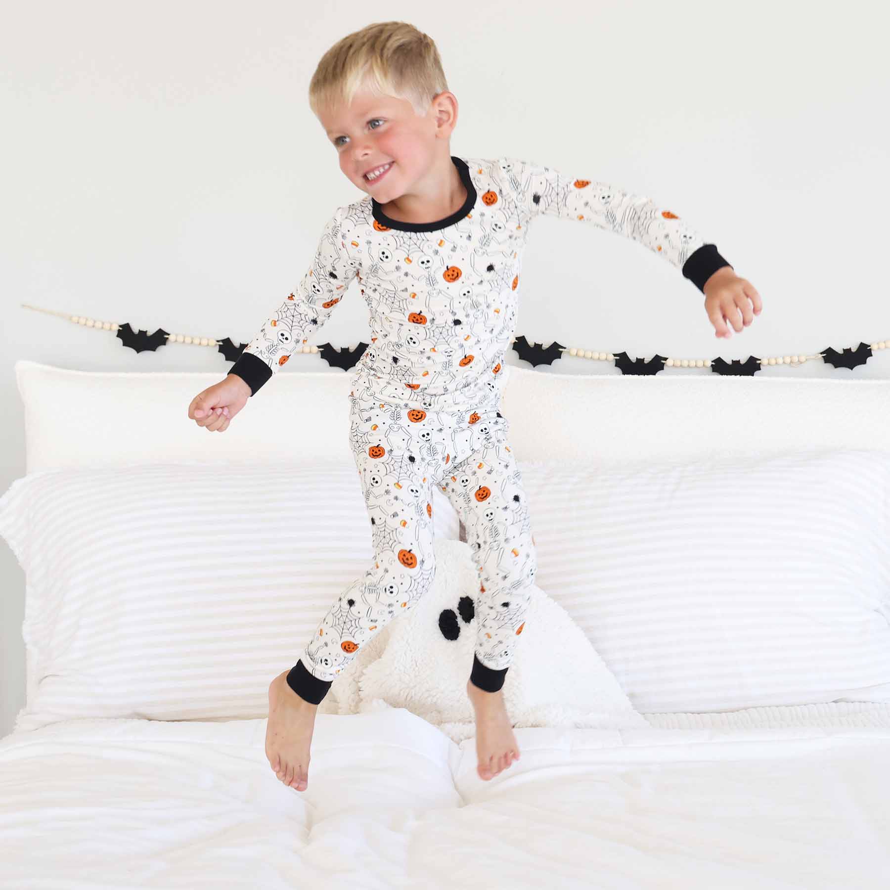 9841-halloween-two-piece-pajama-sets-1.jpg