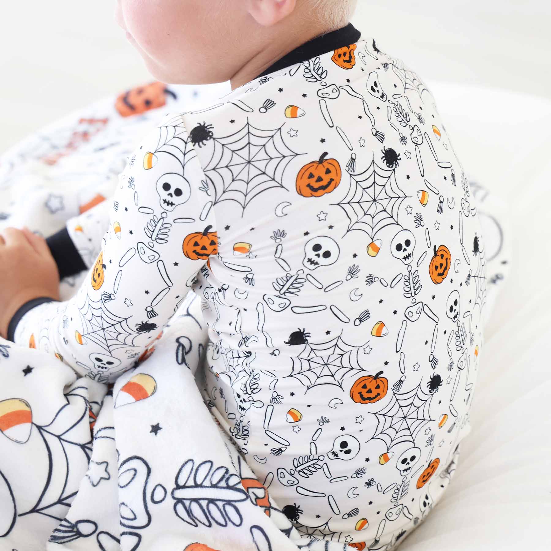 9841-halloween-two-piece-pajama-sets-1.jpg