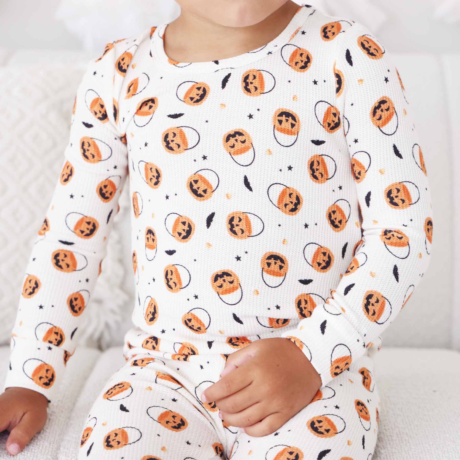 9841-halloween-two-piece-pajama-sets-1.jpg